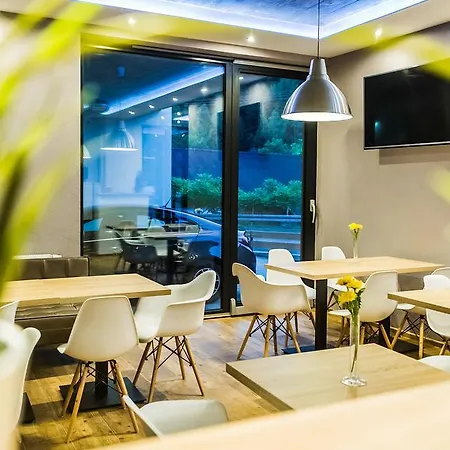 فندق مبيت وإفطار Eskapada