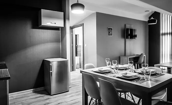 فندق مبيت وإفطار Eskapada كوربييلوف