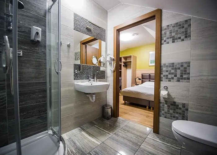 Eskapada 3* كوربييلوف